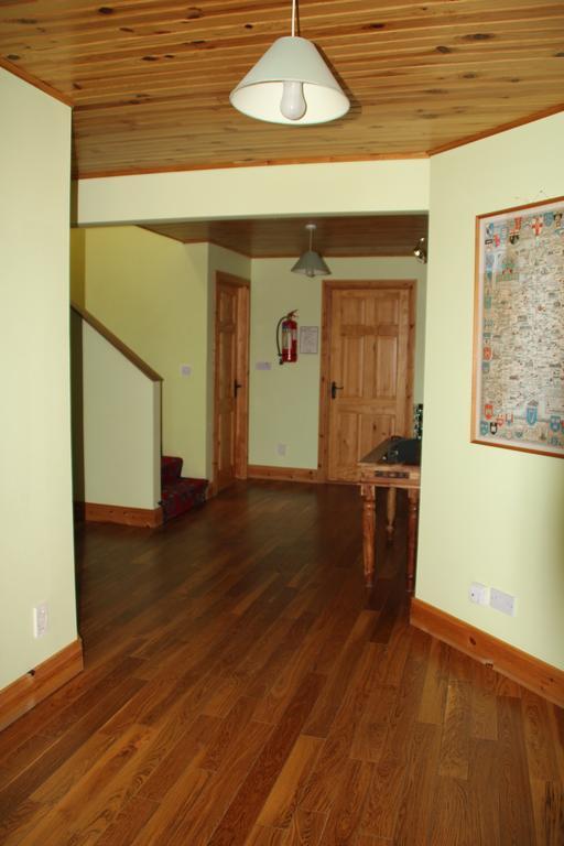 Woodview House Bed And Breakfast 발린로브 외부 사진